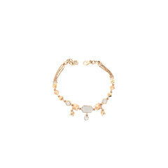 18KT Gold Bracelet for Gifting Designer Look