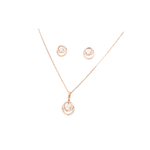 Round Diamond Pendant Set in Rose Gold
