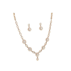 Diamond Floral Necklace Set in Gold