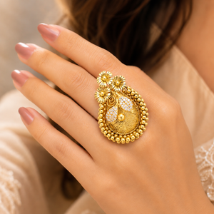 22KT Antique Gold Peacock Ring with Beaded Border