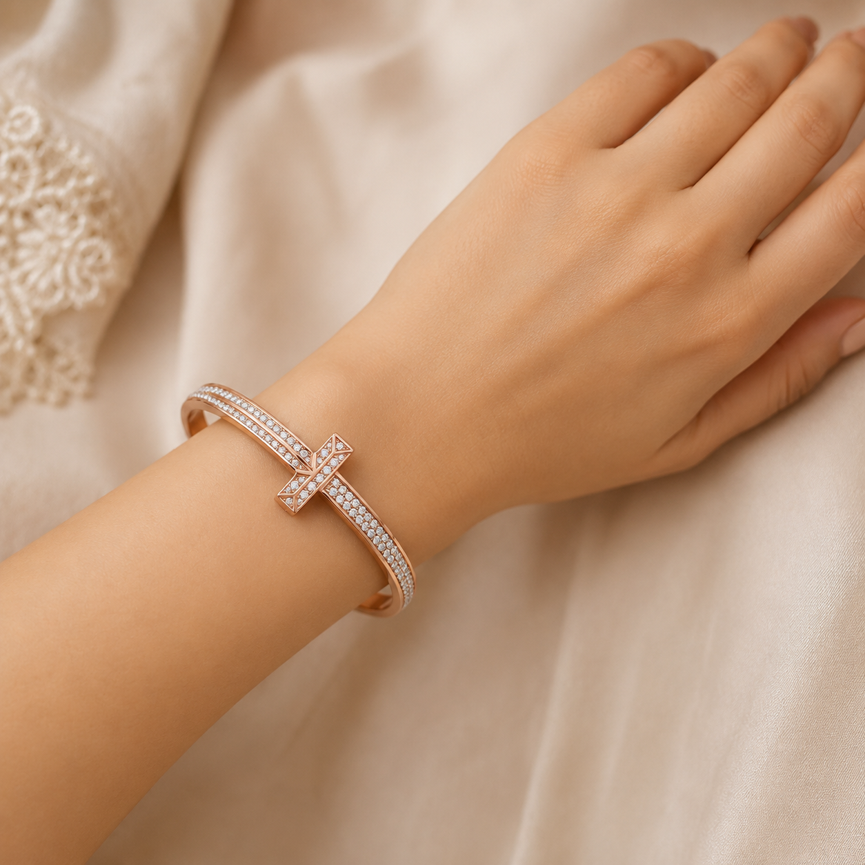 18KT Rose Gold Diamond T-Bar Bracelet