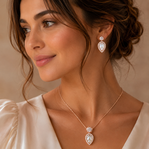 18KT Lightweight Pendant Set - Leaf Drop Design