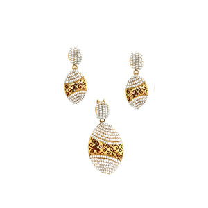22K Gold Pearl Beaded Oval Pendant Set