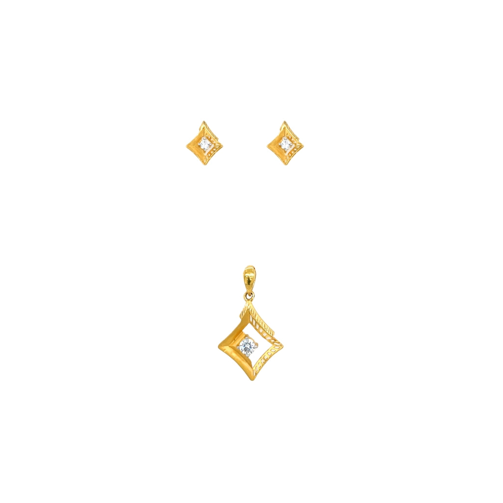 22K Gold Minimal Diamond-Cut Pendant Set