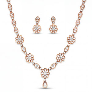 Diamond Floral Necklace Set in Gold