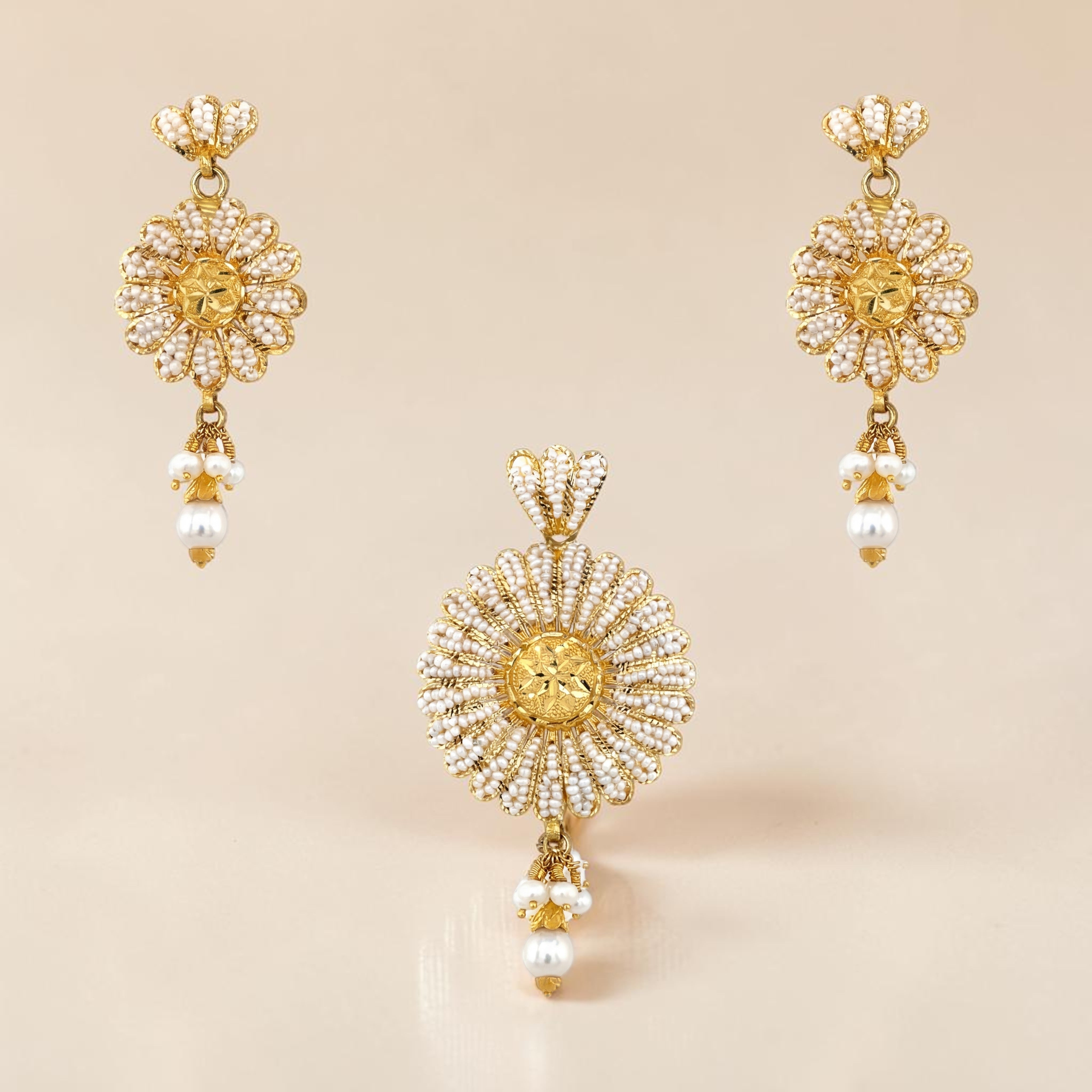 22K Gold Pearl Beaded Floral Pendant Set