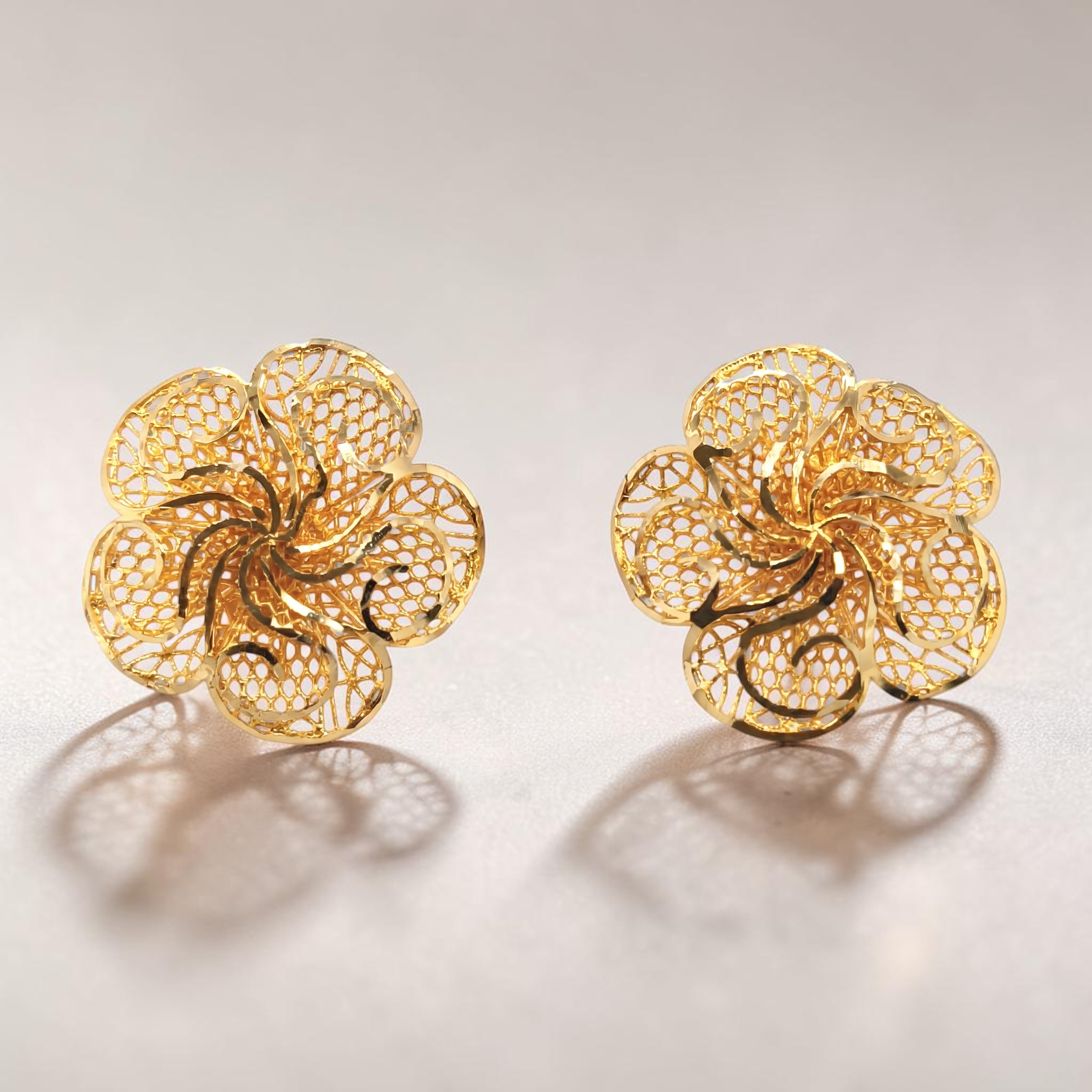 22KT Gold Filigree Floral Stud Earrings