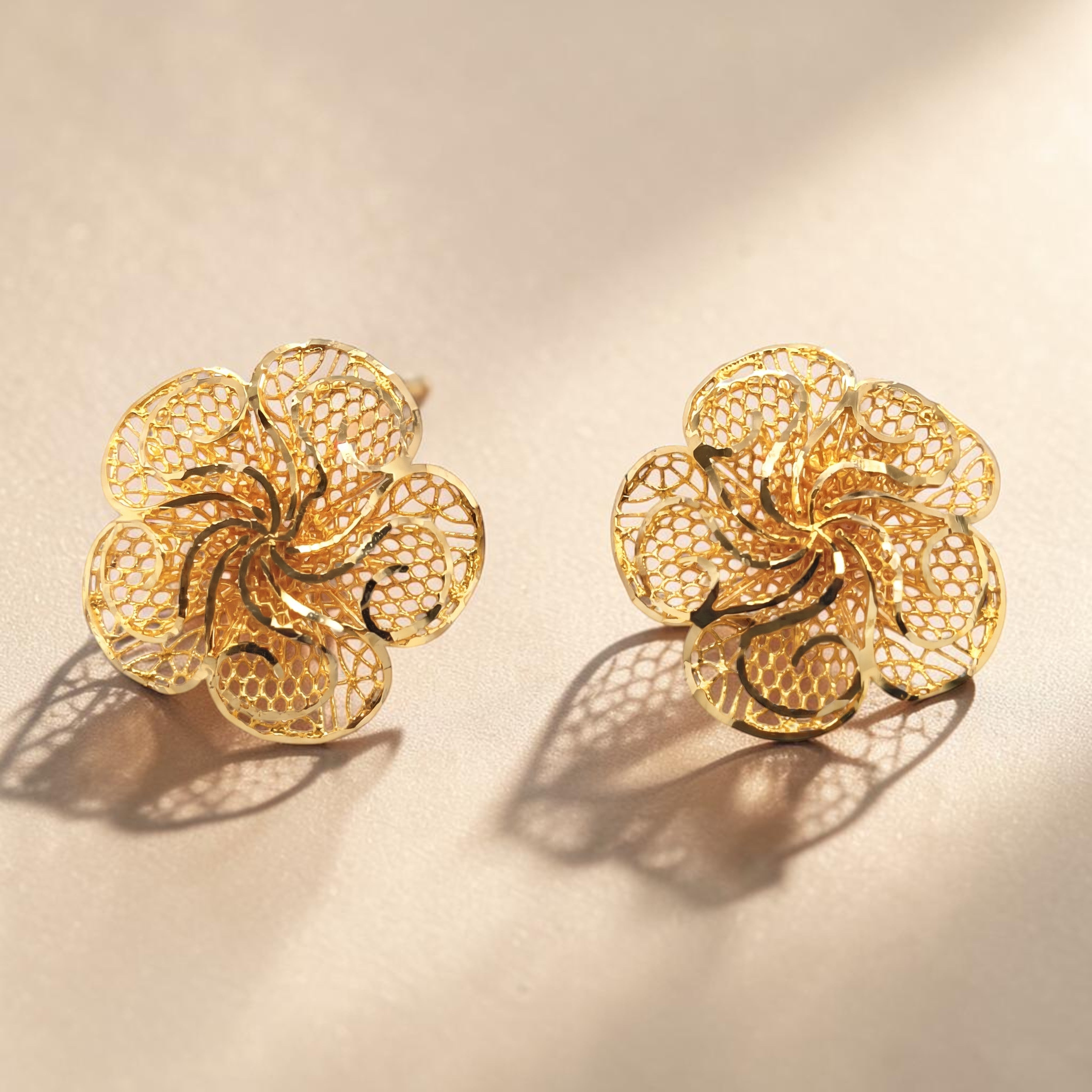 22KT Gold Filigree Floral Stud Earrings