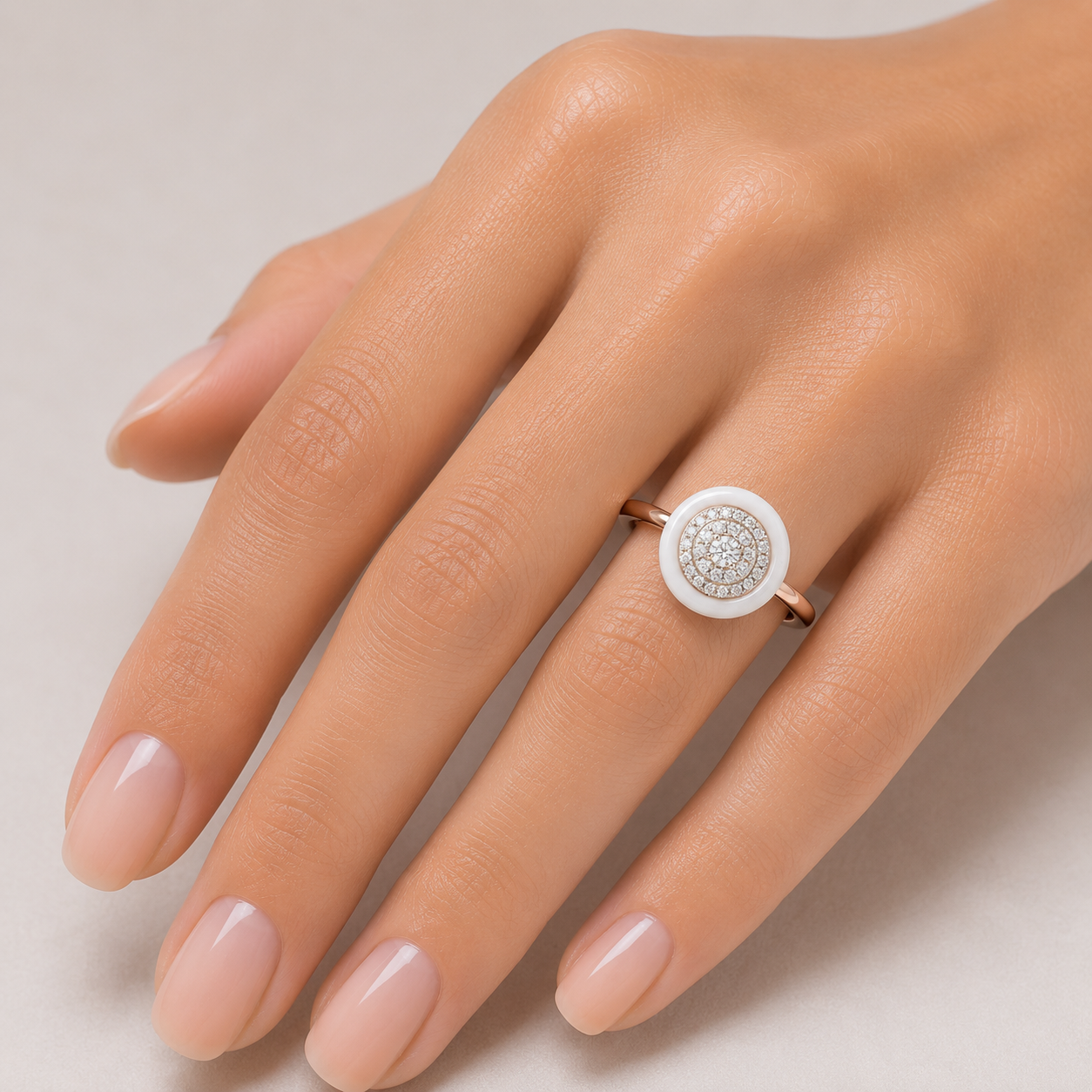 Round Diamond Halo Gold Ring