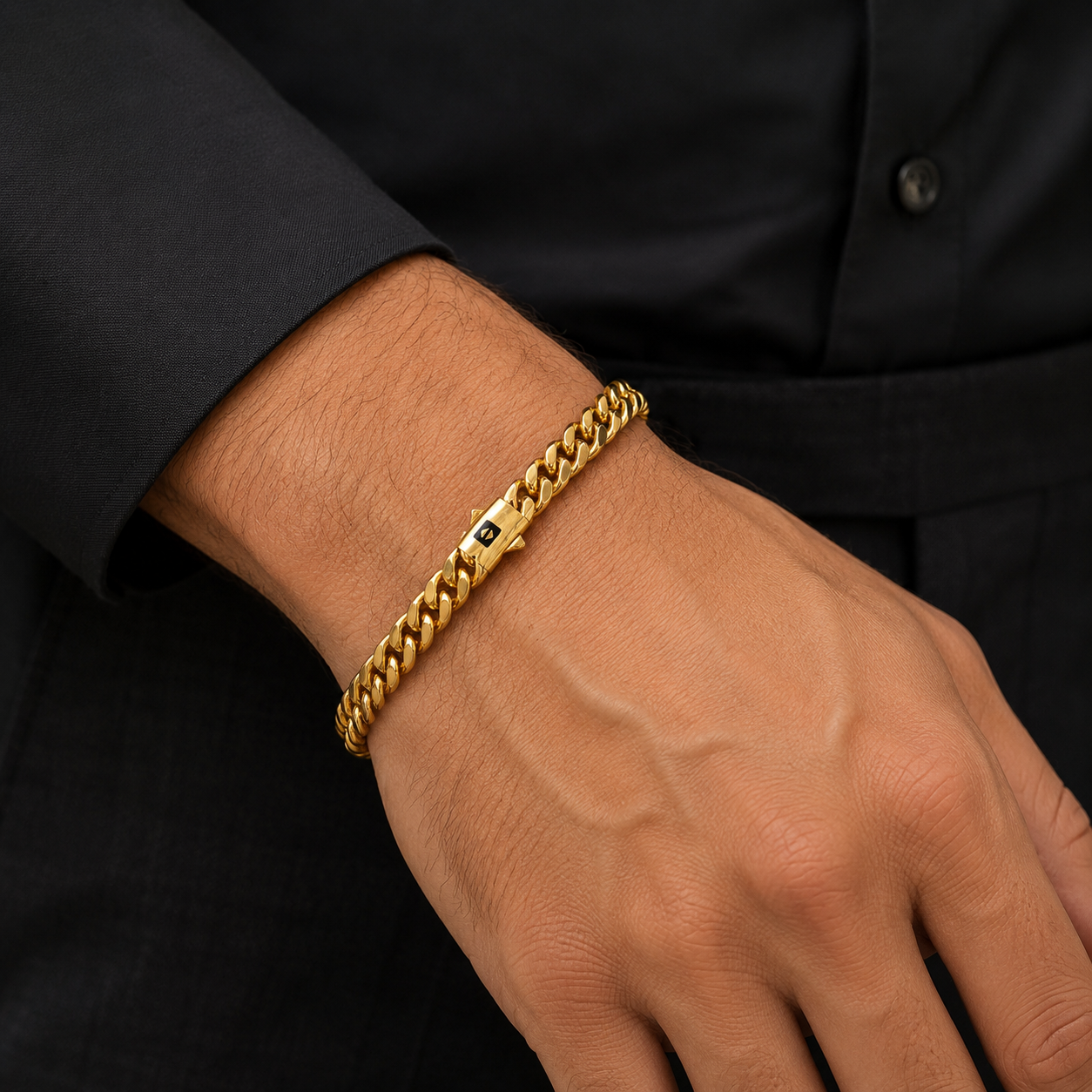 22K Gold Cuban Chain Bracelet for Men | Classic Bold Design