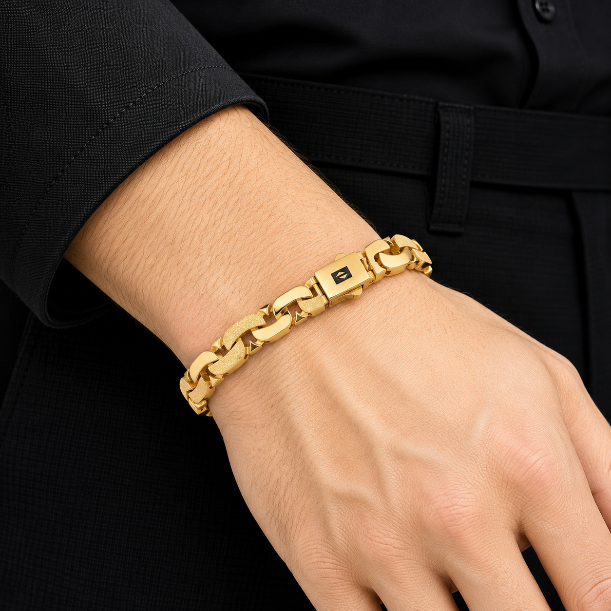 Sculpted Gold Link Bracelet | Bold Statement Jewellery