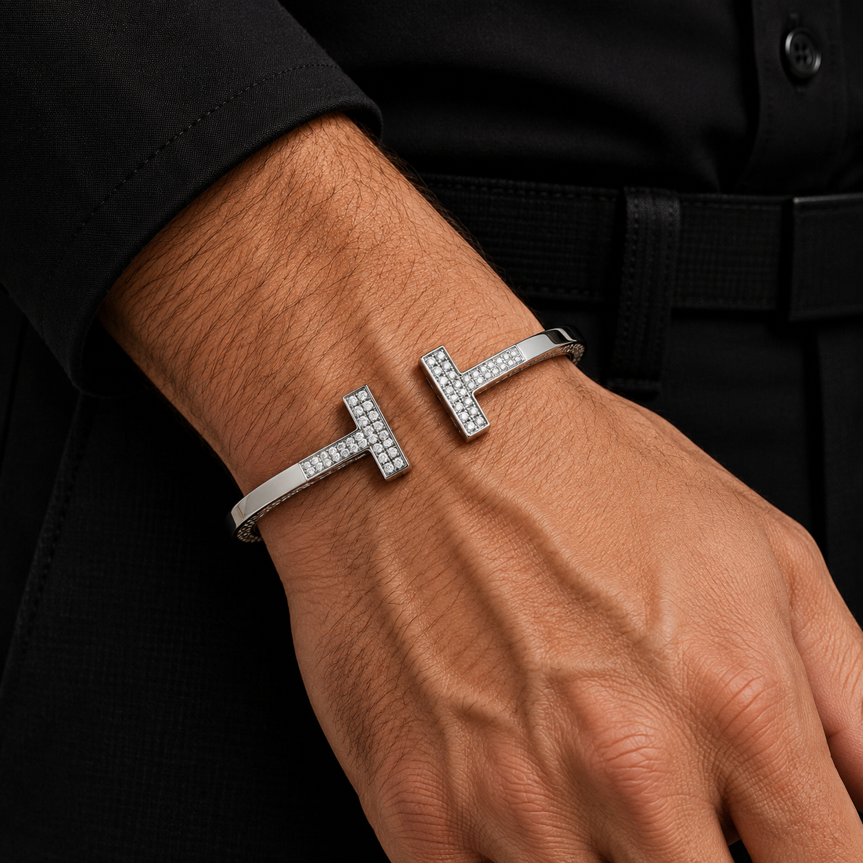 Open Diamond Bracelet in White Gold