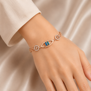 18KT Gold Bracelet for Women | Oval Leaf Centre Design