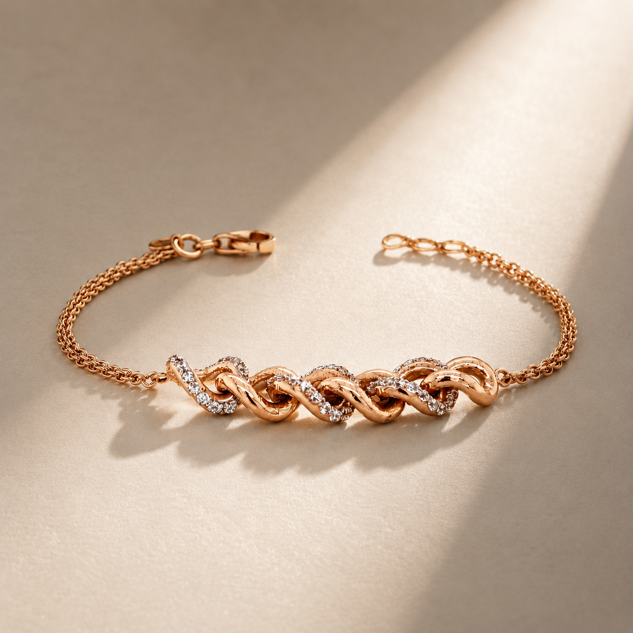 18KT Gold Bracelet for Gifting | Twisted Chain Design