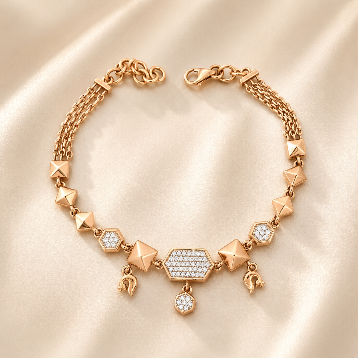 18KT Gold Bracelet for Gifting | Designer Look