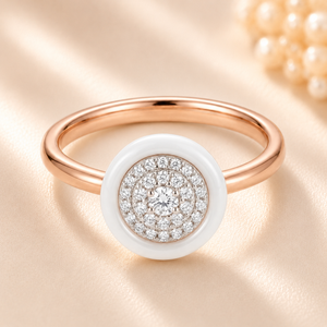 Round Diamond Halo Gold Ring
