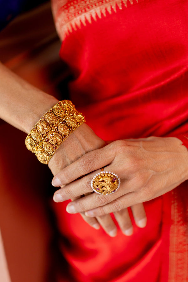 Varso Maharani Temple Bangles