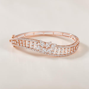 18KT Rose Gold Floral Bloom Diamond Bracelet