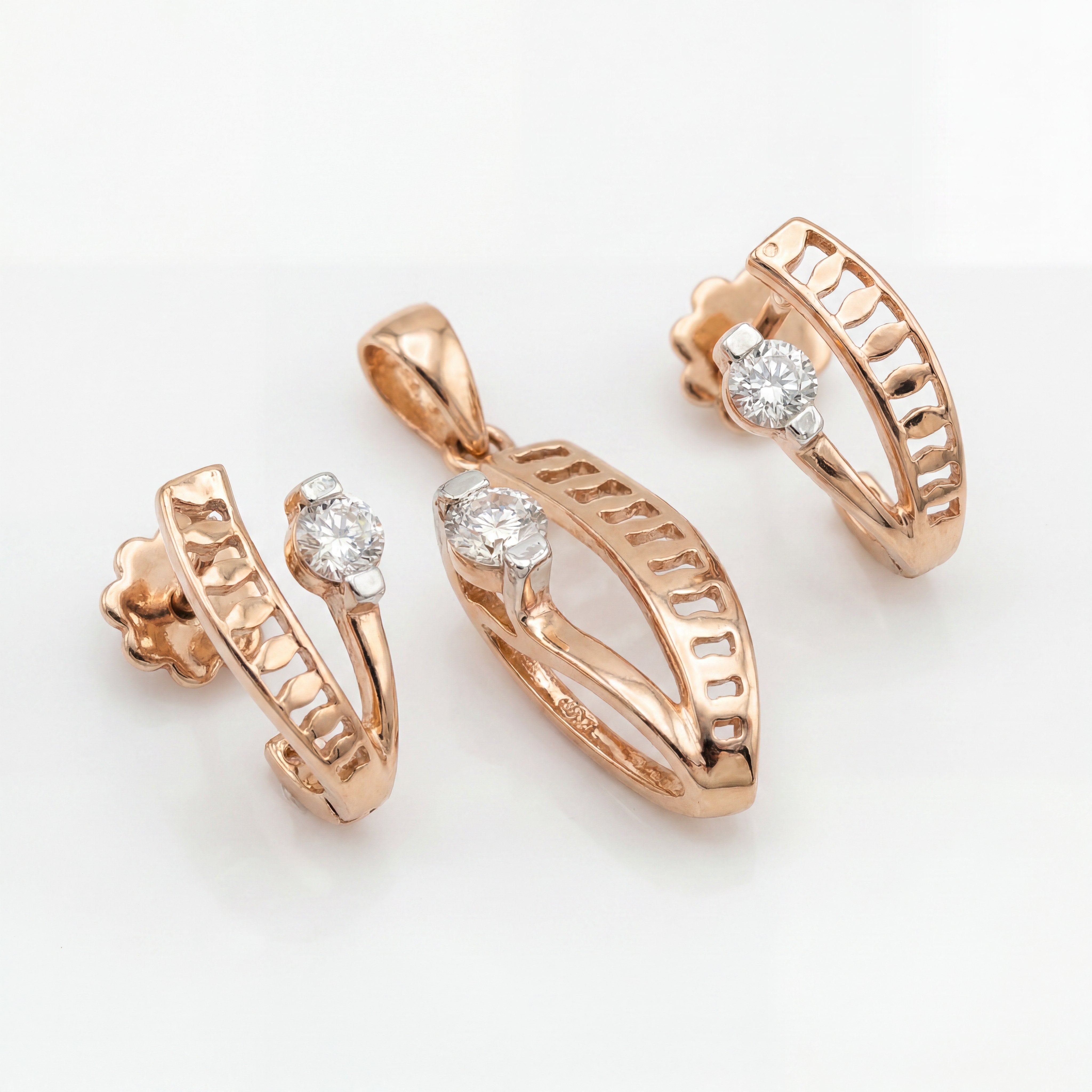 18K Rose Gold Openwork Diamond Pendant Set