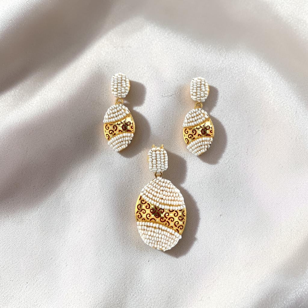 22K Gold Pearl Beaded Oval Pendant Set
