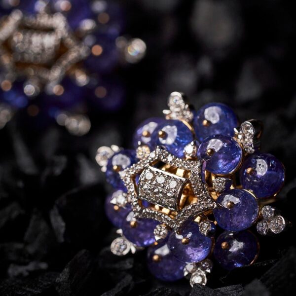 18KT Diamond Earring With Blue Sapphire|Pachchigar Jewellers