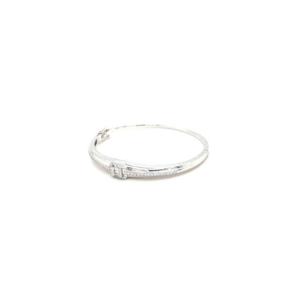 18KT White Gold Real Diamond Bracelet|Pachchigar Jewellers