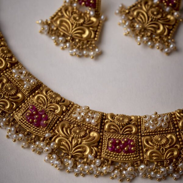 22K Antique Gold Collar  Necklace Set  | Temple Jewelry