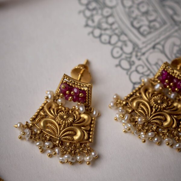 22K Antique Gold Collar  Necklace Set  | Temple Jewelry