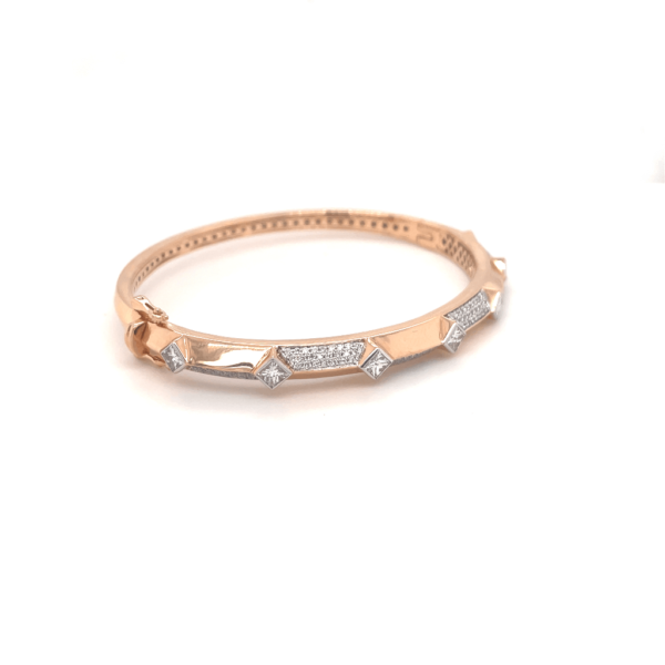 18KT Rose Gold Finely Finished Diamond Bracelet