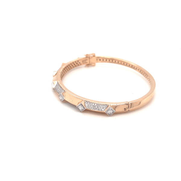 18KT Rose Gold Finely Finished Diamond Bracelet
