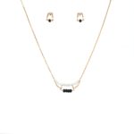 18k Elegant Diamond pendent set