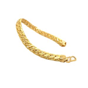22K Yellow Gold Kada-Style Bracelet: Tradition meets Luxury