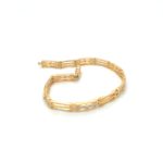 22K Yellow Gold Mens Bracelet adorned with American Diamonds