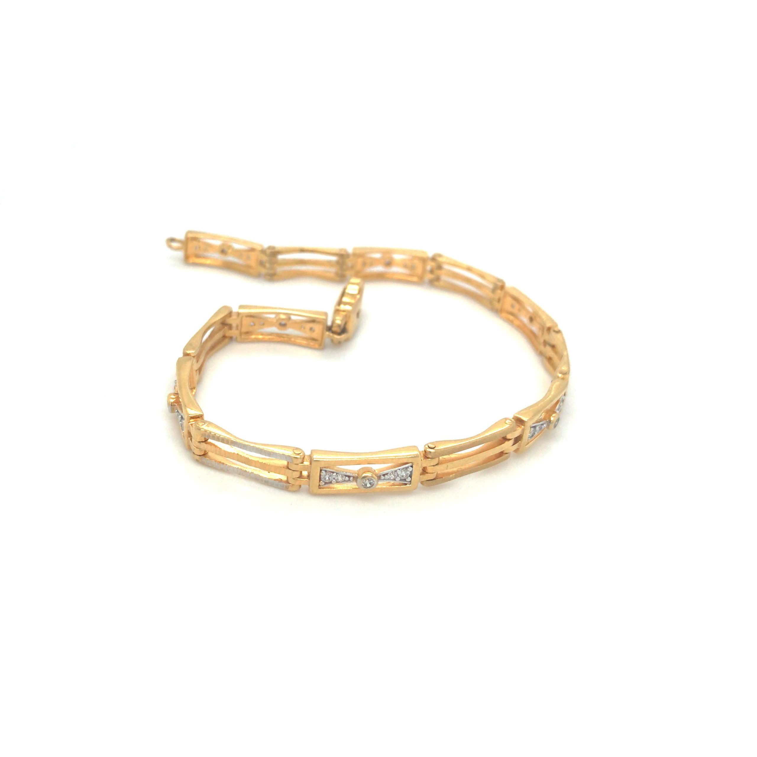 Senco Gold 22k (916) Gold with Diamond Western Bracelet for Women (Yellow)  : Amazon.in: Fashion