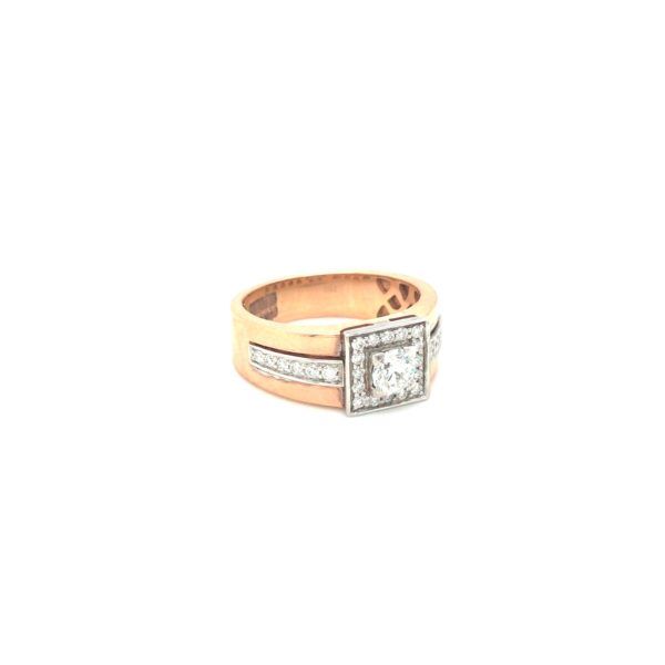 18KT Rose Gold Diamond Ring in Stunning Solitaire Pattern