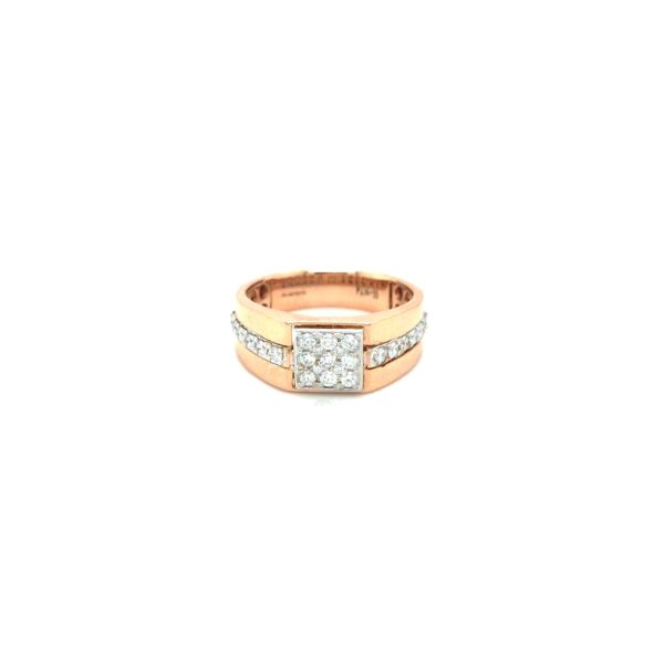 18K Rose Gold Diamond Men's Ring: A Fancy Statement Piece