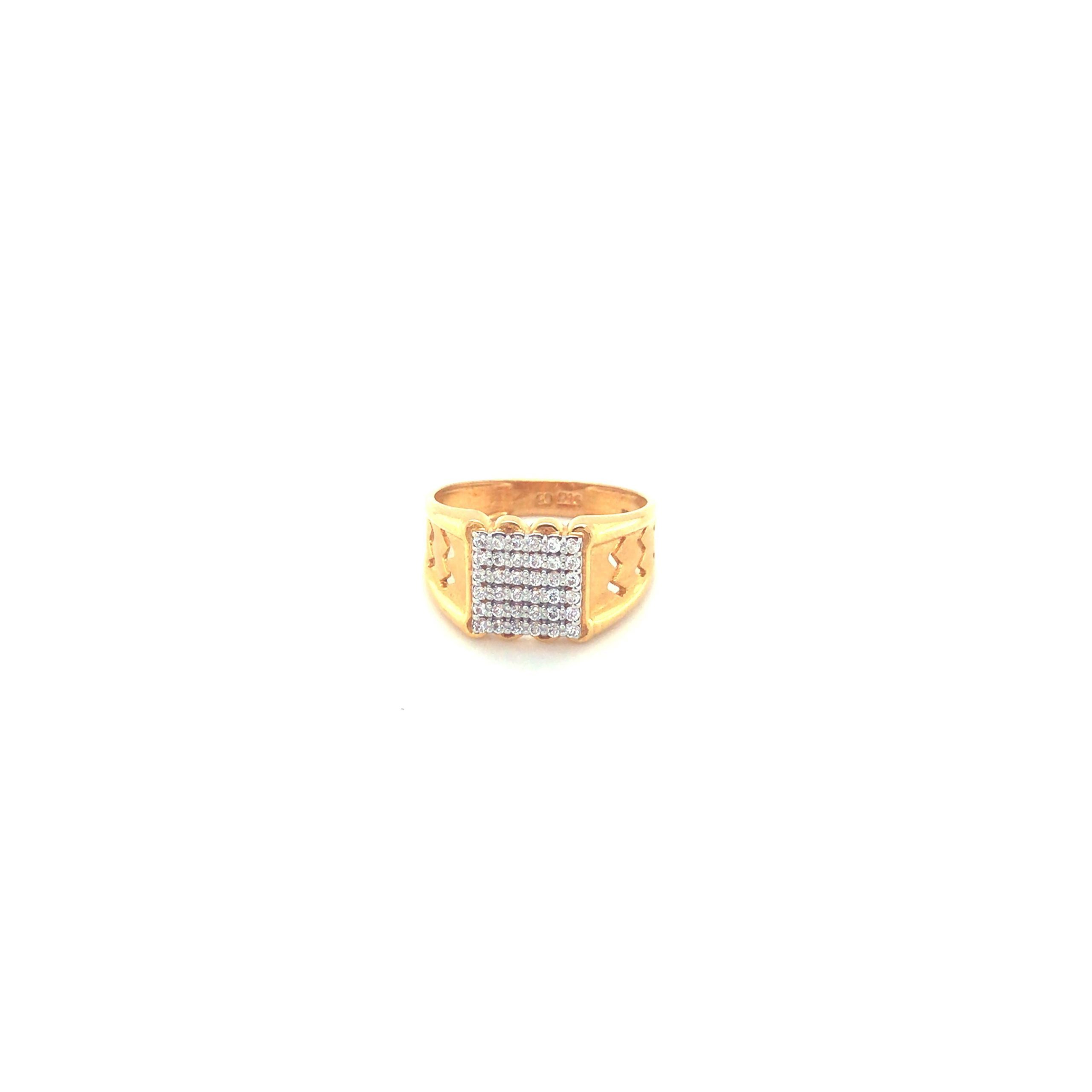 Pavitra 18K Gold & Diamond Ring - R Narayan Jewellers | R Narayan Jewellers