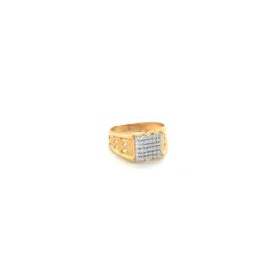 22K Yellow Gold Diamond Ring with Fancy Belt Design