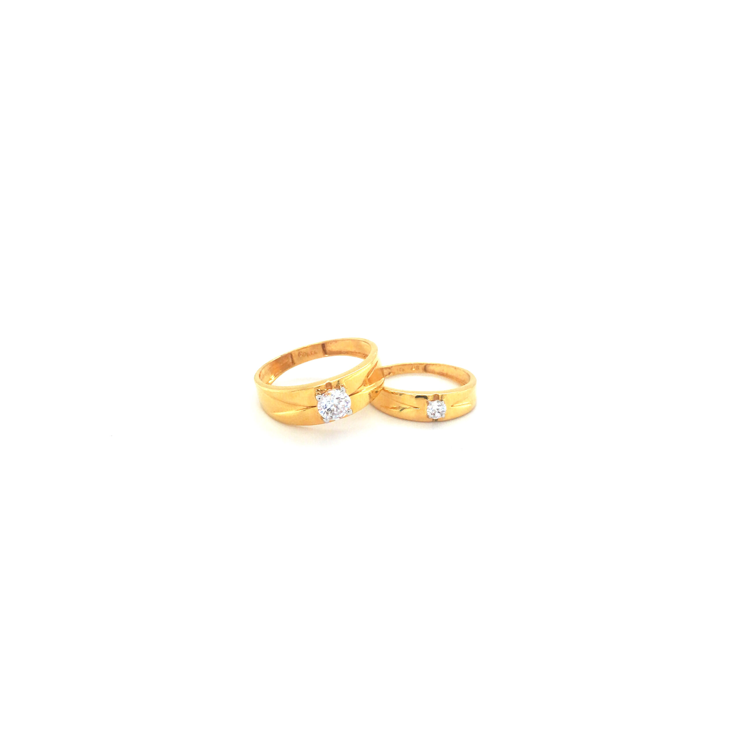Buy Radhika-Samarth 22k White and Yellow Gold Couple Ring Set Online |  Madanji Meghraj