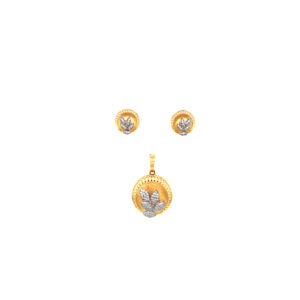 22K Yellow Gold Pendant set with diamond studded floret