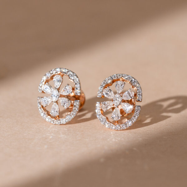 Elegant 18KT Rose Gold Pendant Set with Floral Diamond Design