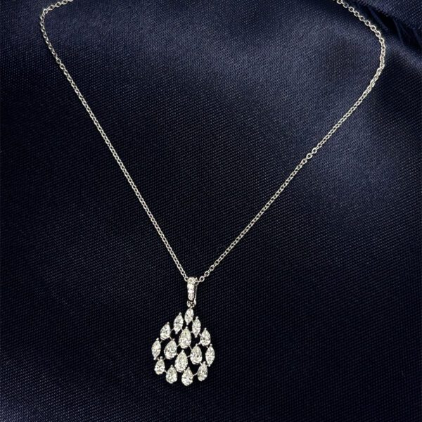 Dazzling Diamond Pendant Set for everyday elegance